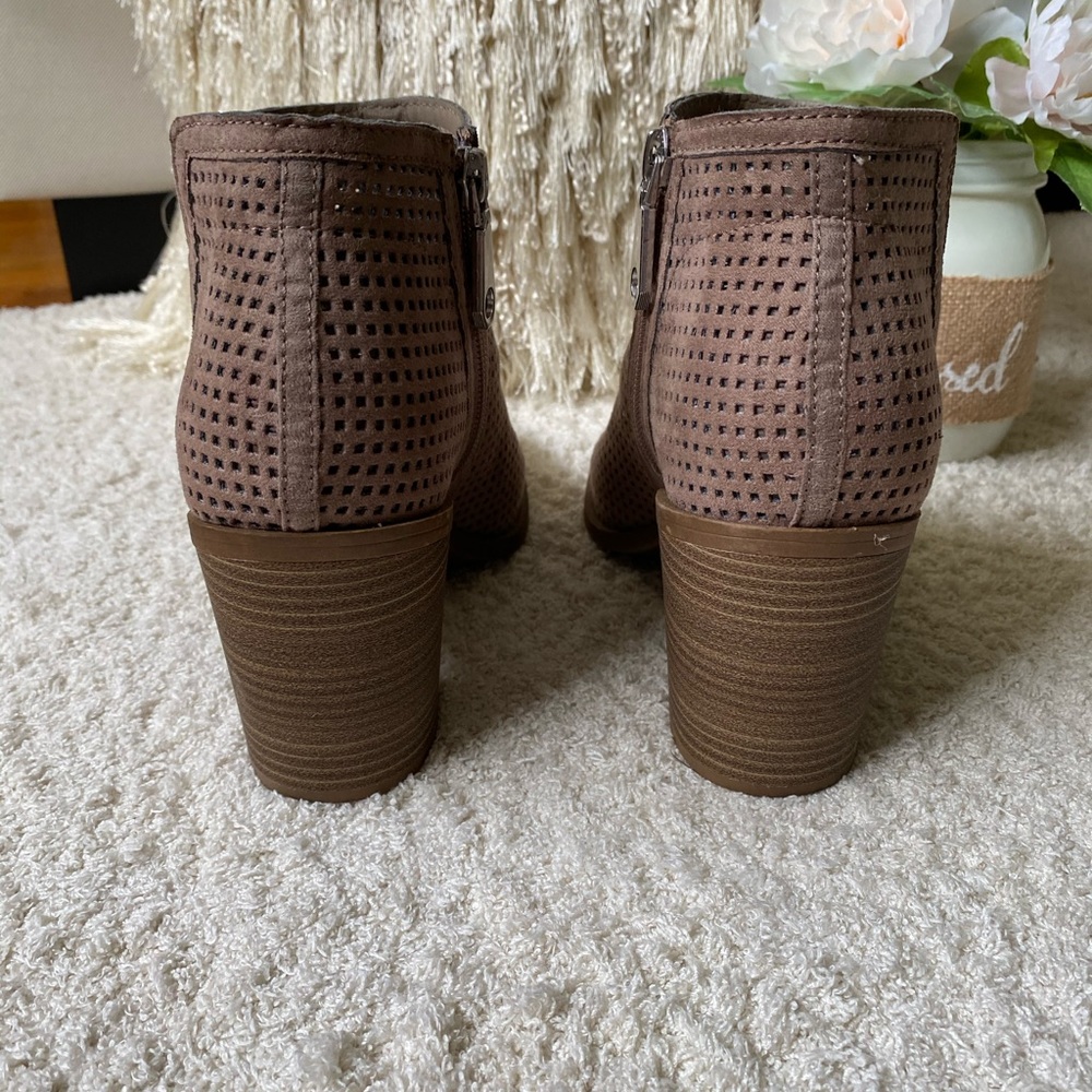 Summer bootie - Picture 5 of 6
